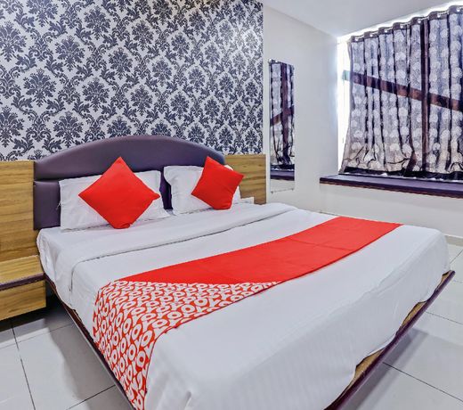 OYO 76357 Hotel Shiv INN
