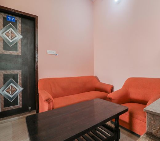 OYO 73420 Hotel New Rao Residency