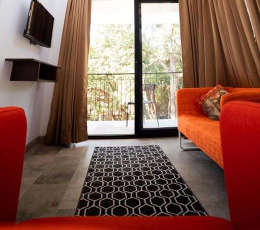HALF Hotel, Calangute