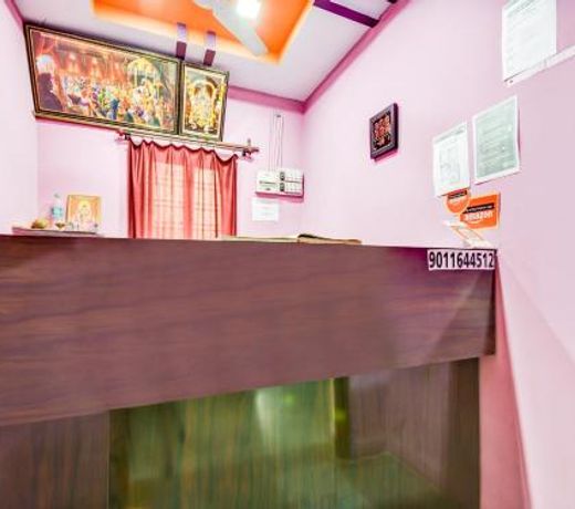 SPOT ON 72028 Hotel Tirupati Lodging