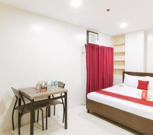 RedDoorz near Fernwoods Garden Quezon City