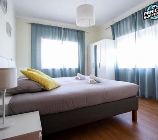 Beach Avenue Apartment