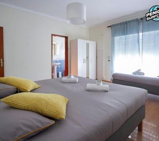 Beach Avenue Apartment