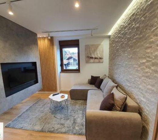BOND luxury apartment - The Forest Club