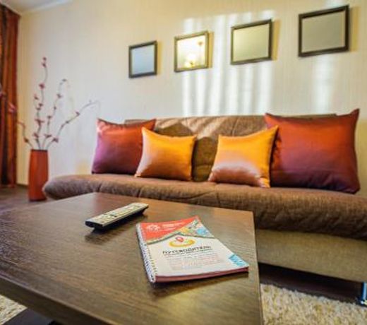 Five Stars City Bor