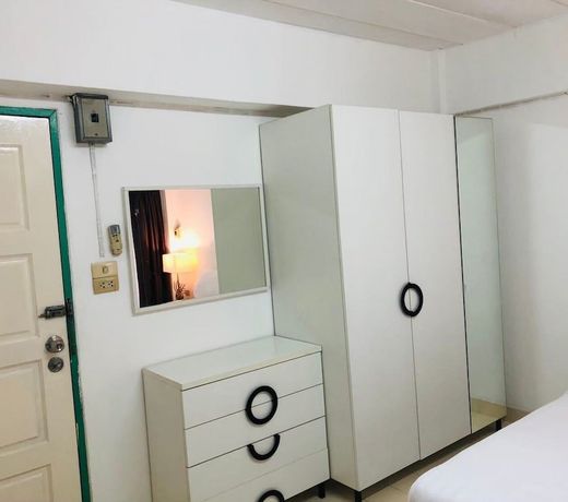 I-Inn Hotel