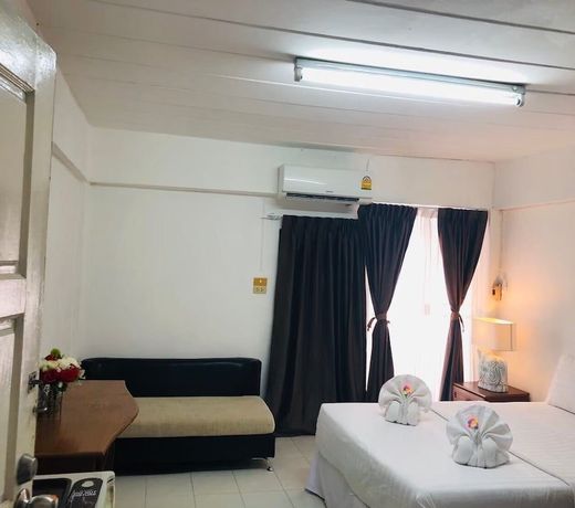 I-Inn Hotel