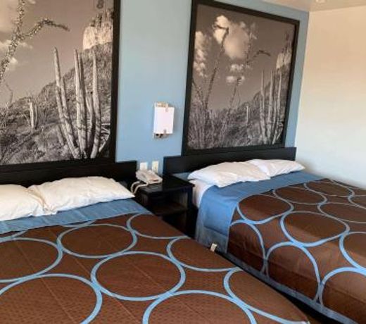 Super 8 by Wyndham Phoenix West