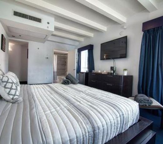 Ocean Spray Hotel by Rabbu