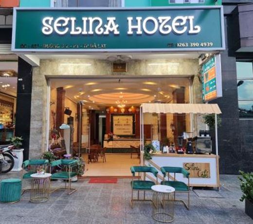 Selina Hotel