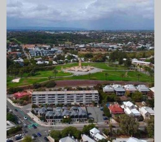 The Allegra - 180 degree ocean and city views