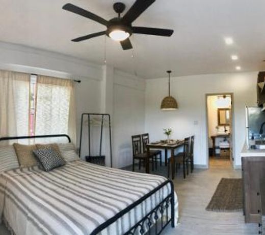 Stylish apartments near Best Western