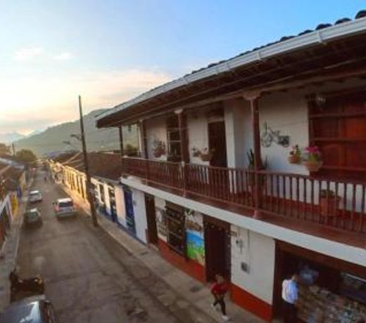 La Casa de las Flores Hostal