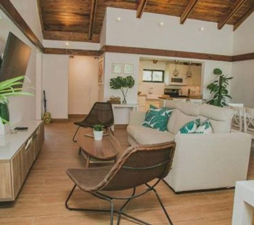 Cozy Entire Villa - 5 beds