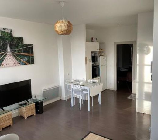 T1 40 m2. Lit Queen size