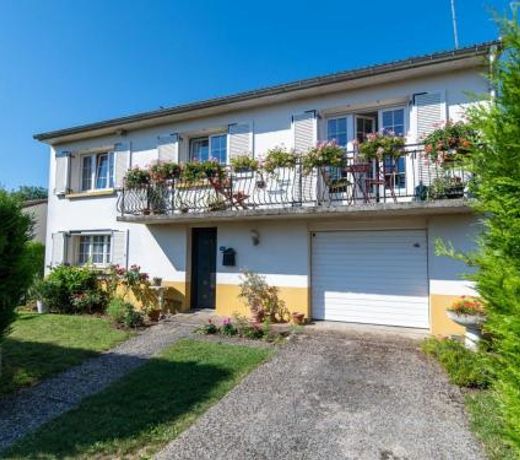 Gîte Étain, 4 pièces, 6 personnes - FR-1-585-57