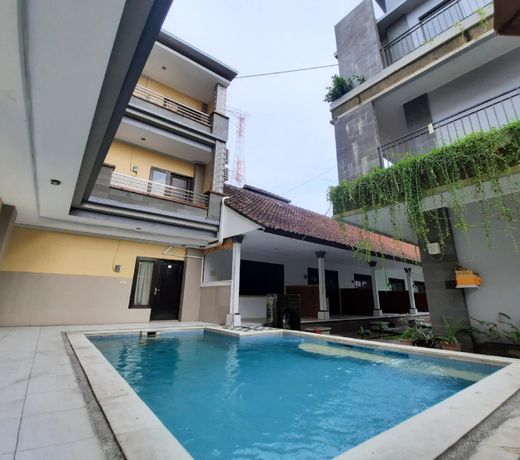 OYO 90155 Landuh Merta Residence