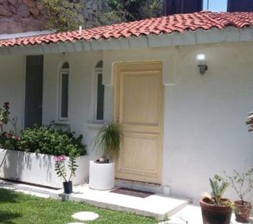 Villa F