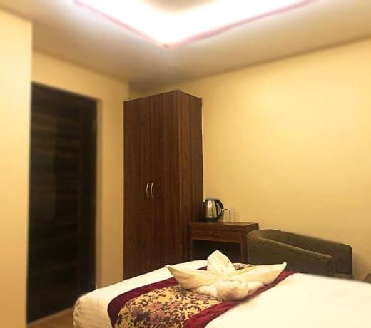 Hotel Attic Empire