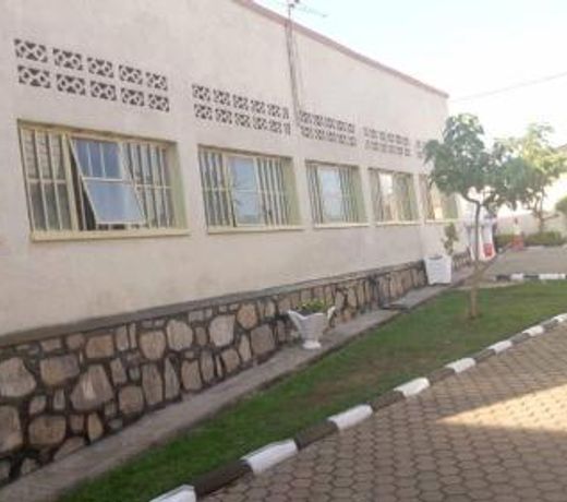 best luxary hotel ltd