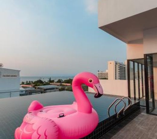 Blackwoods Hotel Pattaya - SHA Extra Plus