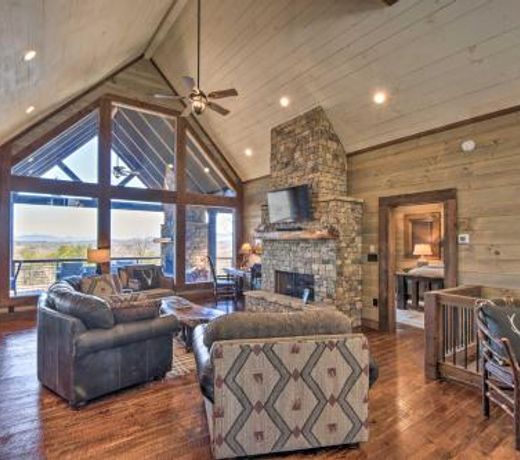 Luxe Mountain Getaway with Game Room and Hot Tub!