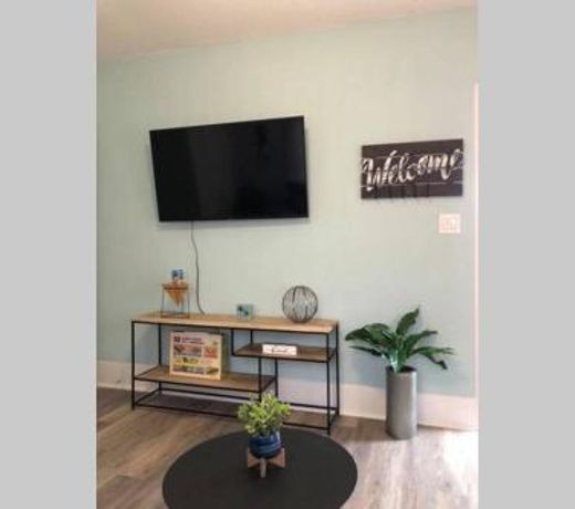 The Comfi Coral - 2 Bed Apartment Home Studio B