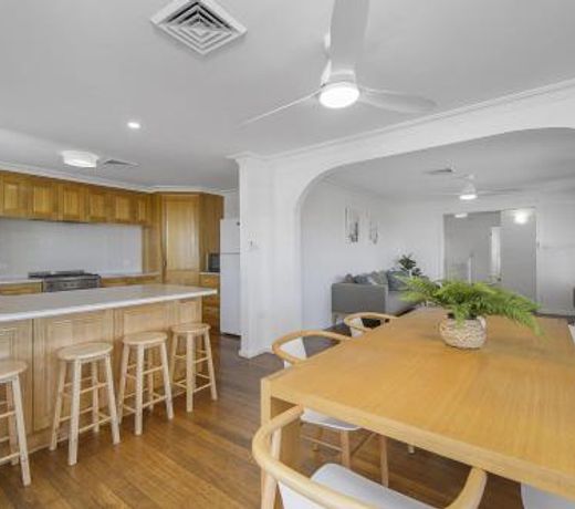 East Point Holiday Home