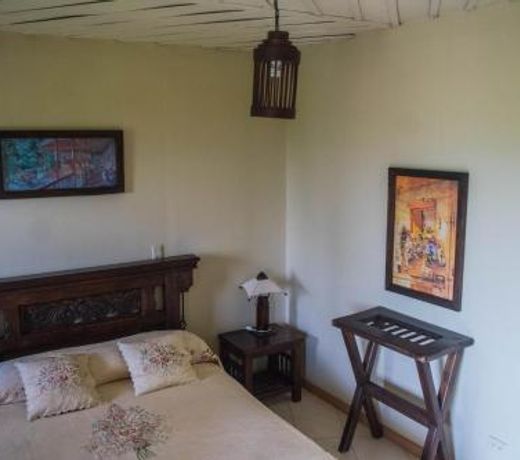 Hotel BonVoyage Tumbaga
