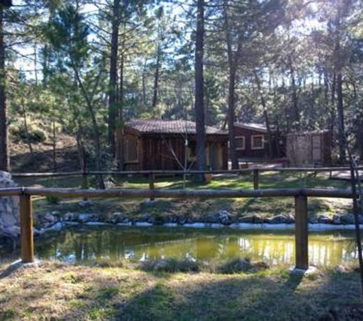CabaÃ±a en pleno parque natural del rÃ­o mundo