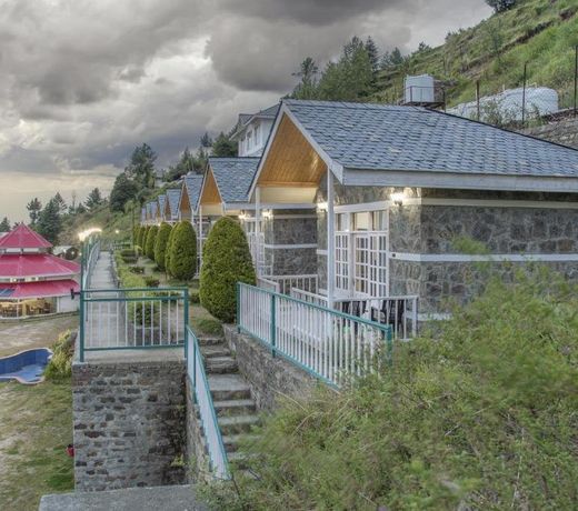 Echor - The Koti Village Resort Kufri