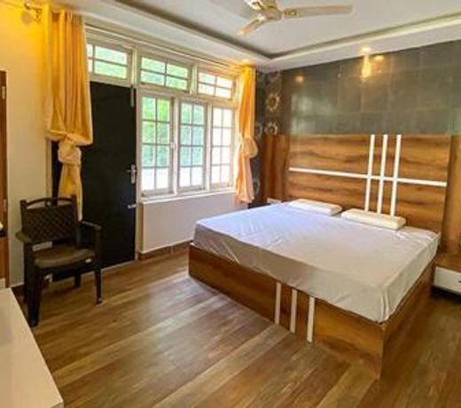 FabHotel Green Origins