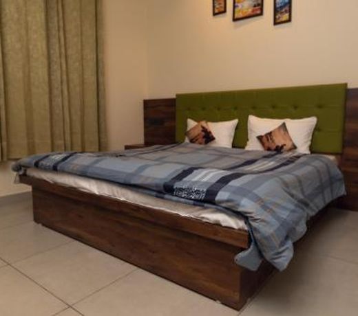 Hotel Luxuria