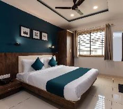Vaccinated Staff - SilverKey Executive Stays 77177 Chikitsak Nagar