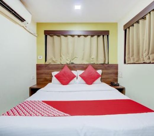 Vaccinated Staff - OYO 77255 Hotel Royal Plaza