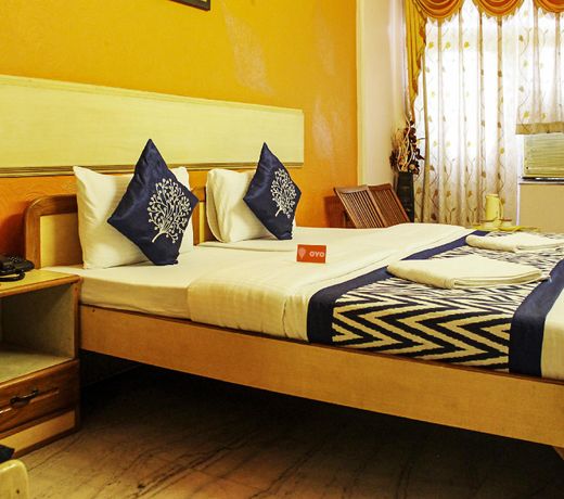 OYO Flagship 11292 Hotel Royale Paradise