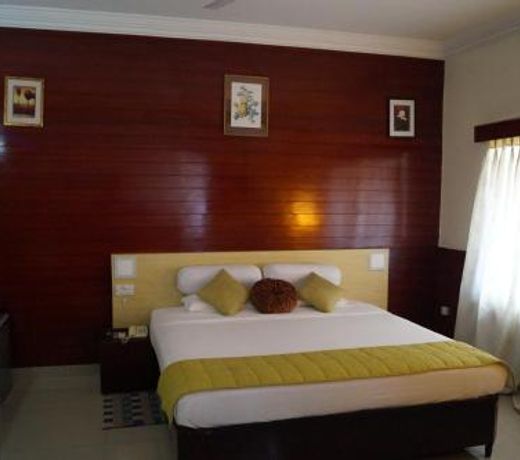 HOTEL BADAMI Court