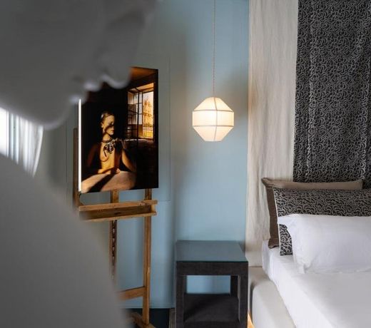 Q92 Noto Hotel
