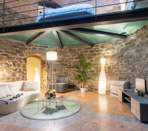 Ice Queen Chamber by Rent All Como