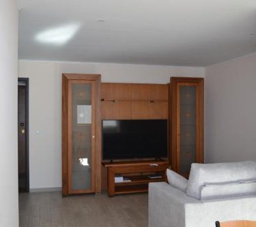 Rocha Apartment 1016