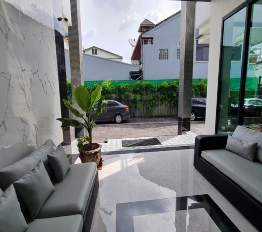 Good Town Villa Hotel Phuket