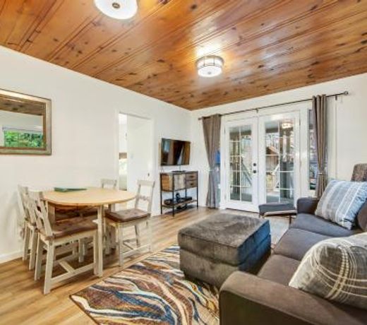 Wanderlust Cottage