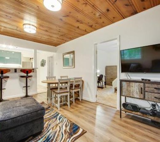 Wanderlust Cottage
