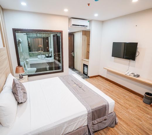 GALAXY RIVER HOTEL