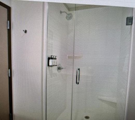 avid hotels - Detroit - Warren, an IHG Hotel