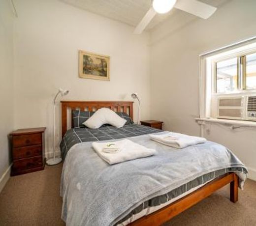 Hawker Bed and Breakfast