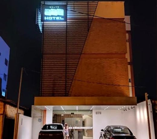 HUB Hotel