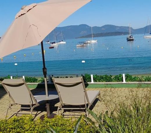Flat Mar de Angra