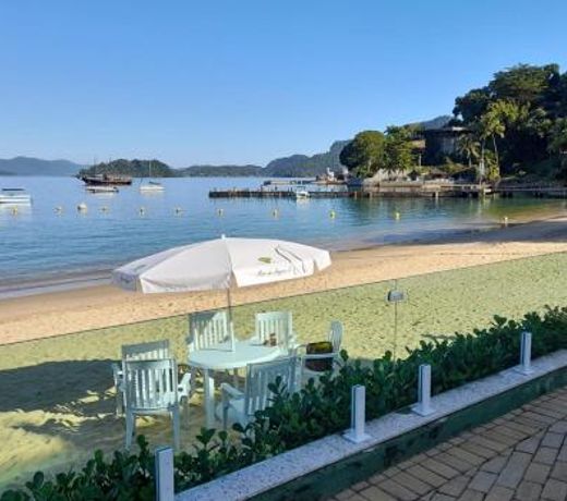 Flat Mar de Angra