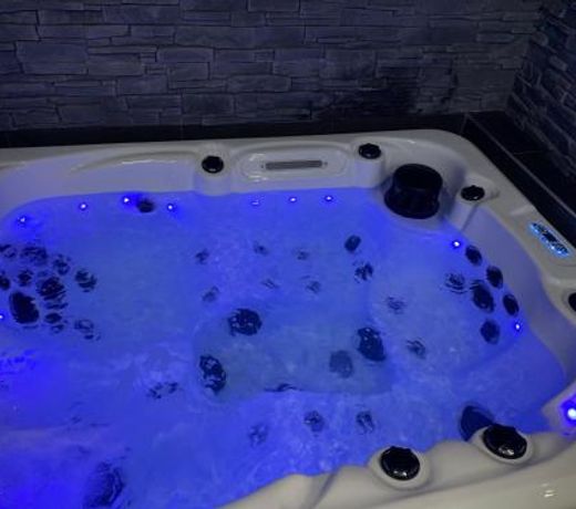 Diane Luxury 2